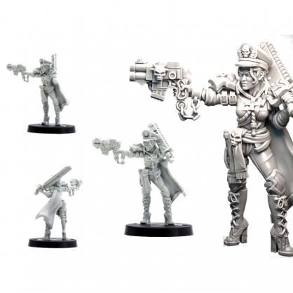 NINA RICHTER FEMALE KOMMISSAR