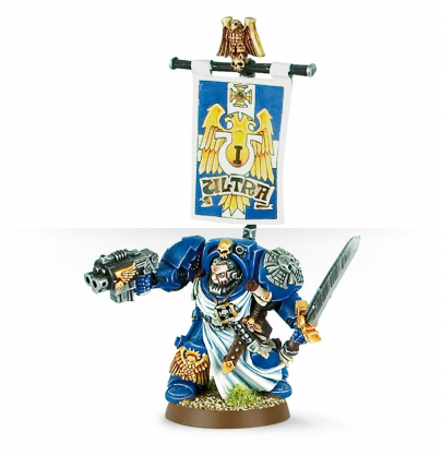 SPACE MARINE CAPTAIN IN TERMINATOR ARMOUR