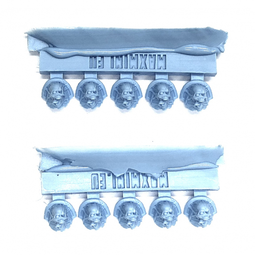 SCREAMING HERETIC SHOULDER PADS (10)