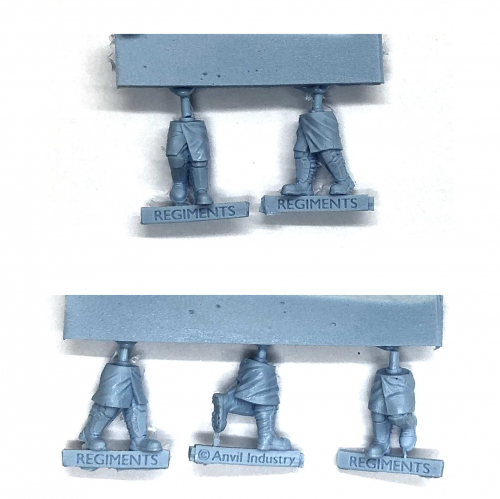 SHORT GREATCOAT LEGS - ADVANCING