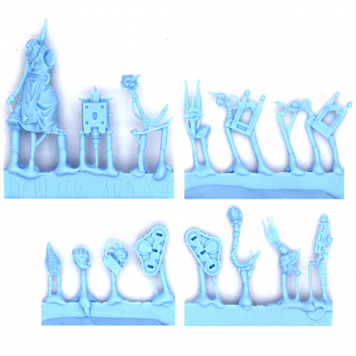 HERETEK AND SERVO-SKULLS