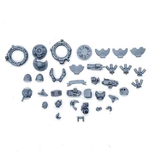 LAND RAIDER CRUSADER OR REDEEMER